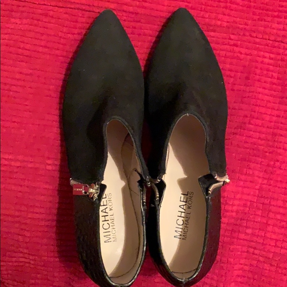 Michael Kors small heeled booties - Picture 2 of 4